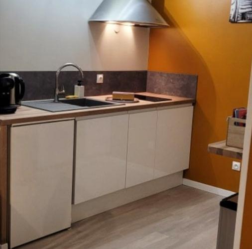 Peintre cuisine Lisieux